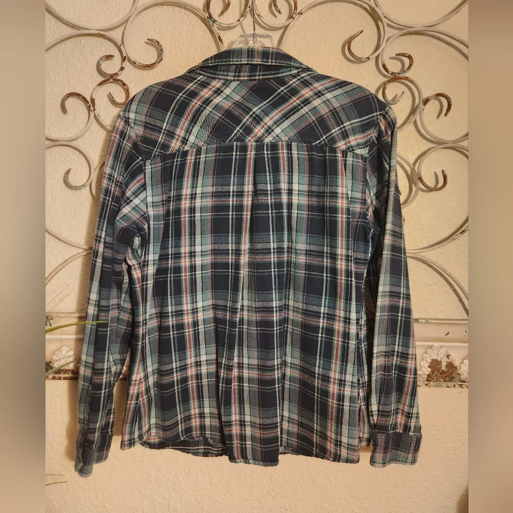 🦄 Gander Mountain Guide Series Plaid Button - Picture 2 of 3